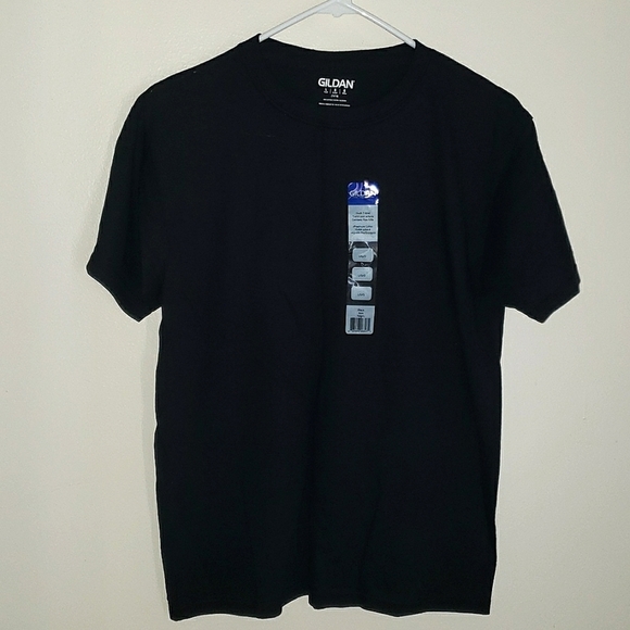 Gildan Other - 2 Gildan Youth Black TShirt